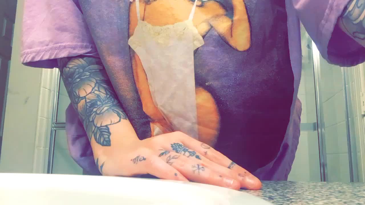 Vertical Adult Short Video #1007 video thumbnail