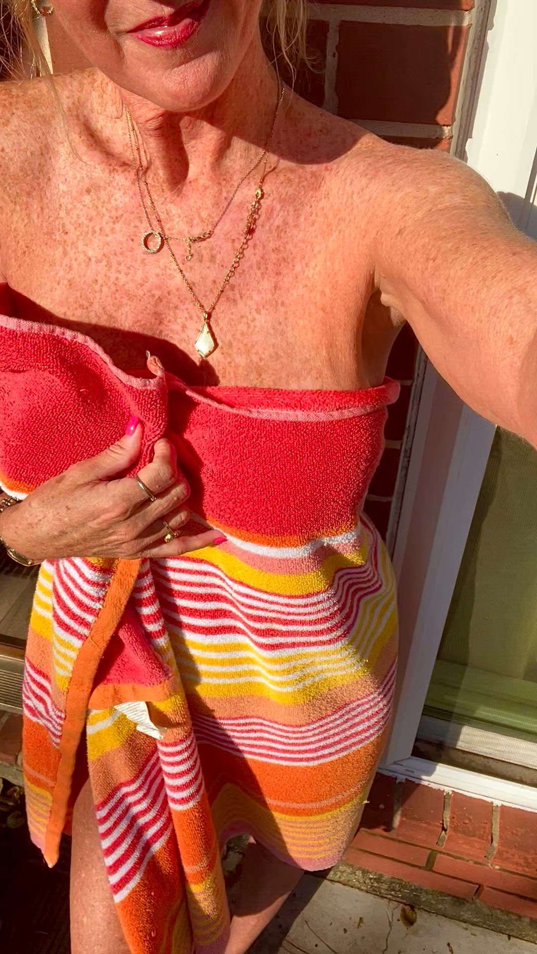 Amateur Big Tits OnlyFans MILF Short Video #1100 video thumbnail