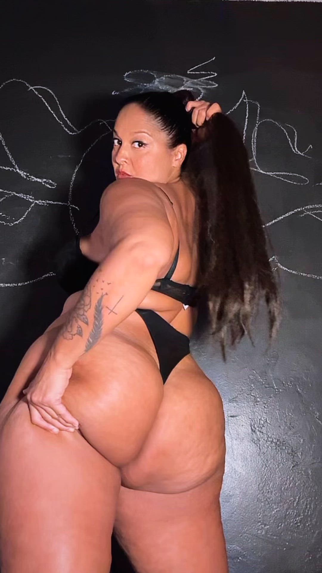 Amateur Ass OnlyFans MILF Short Video #11070 video thumbnail