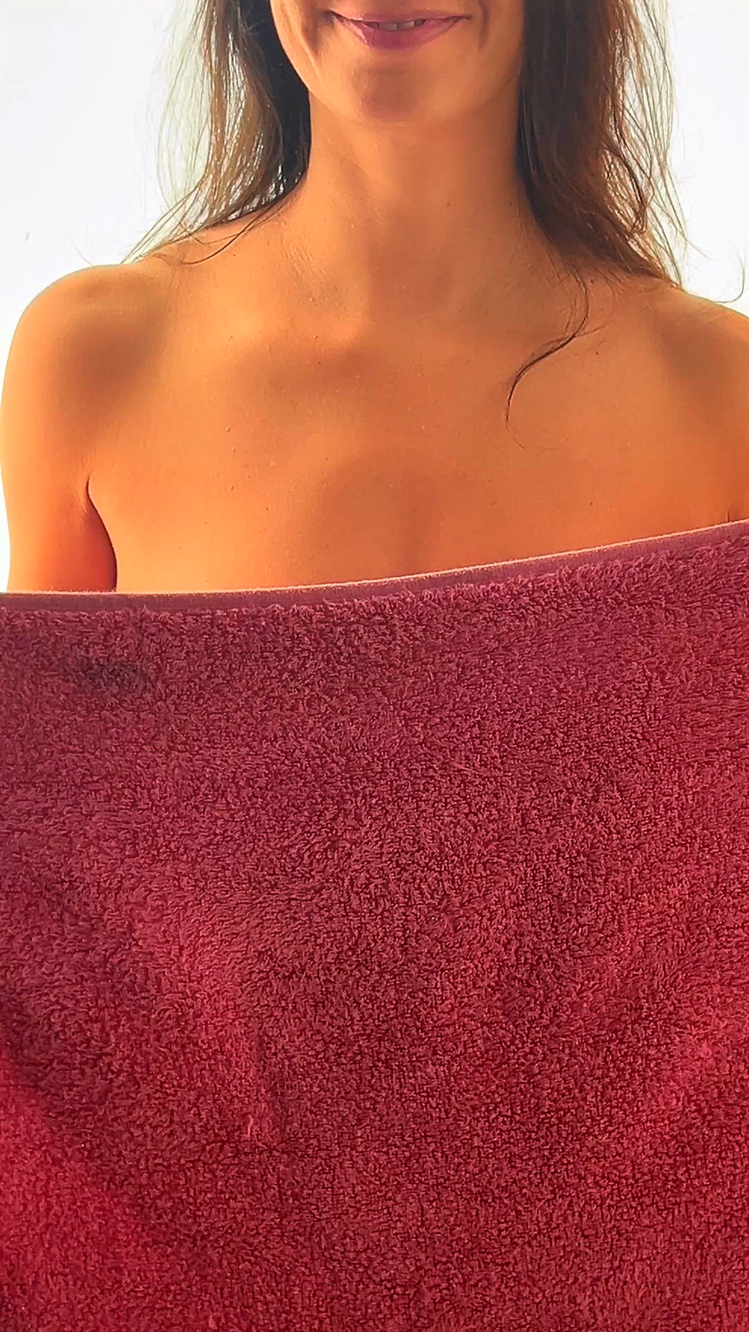 MILF Big Tits OnlyFans Boobs Short Video #2080 video thumbnail