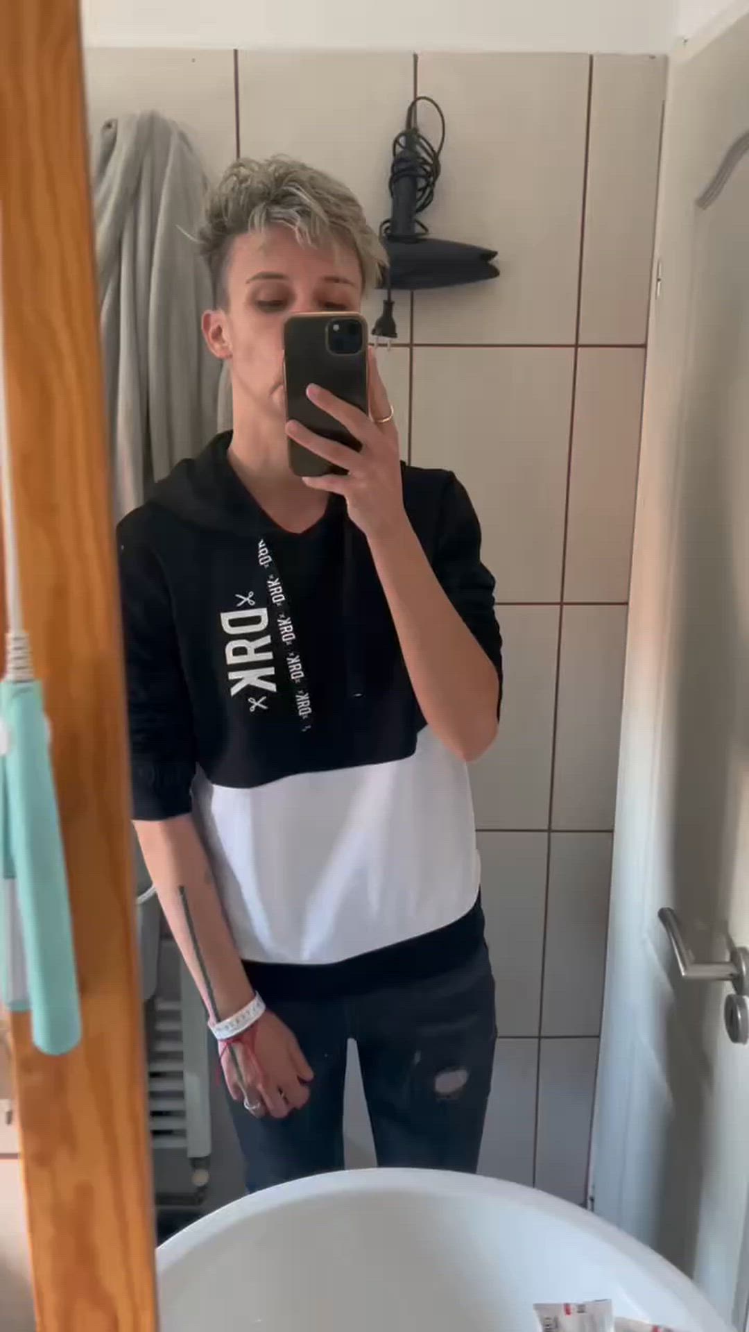 Amateur OnlyFans Solo Cute Short Video #2505 video thumbnail