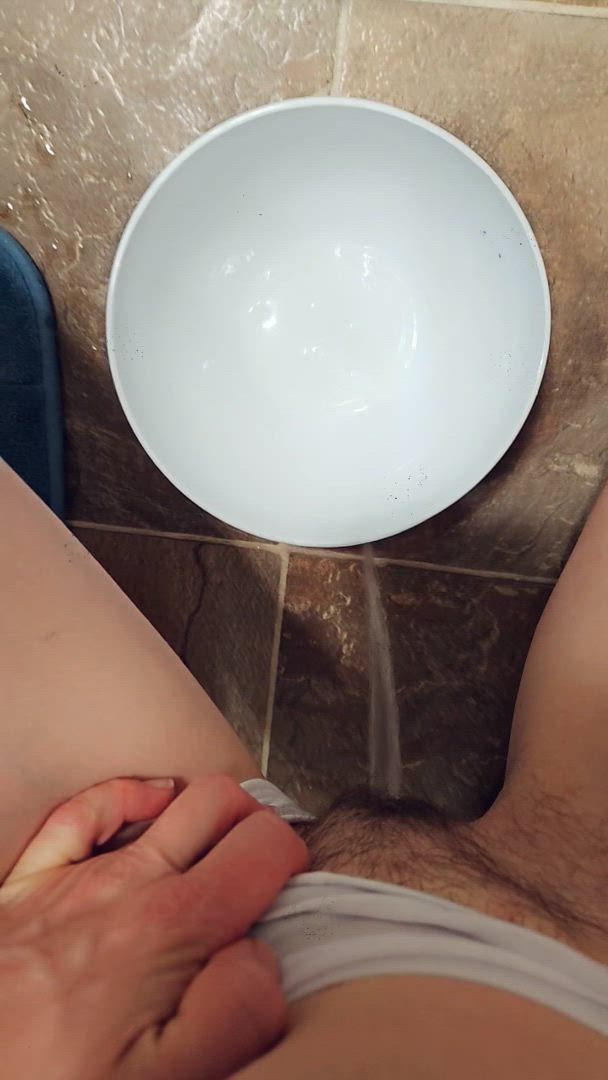 MILF Pussy Brunette Piss Short Video #2560 video thumbnail