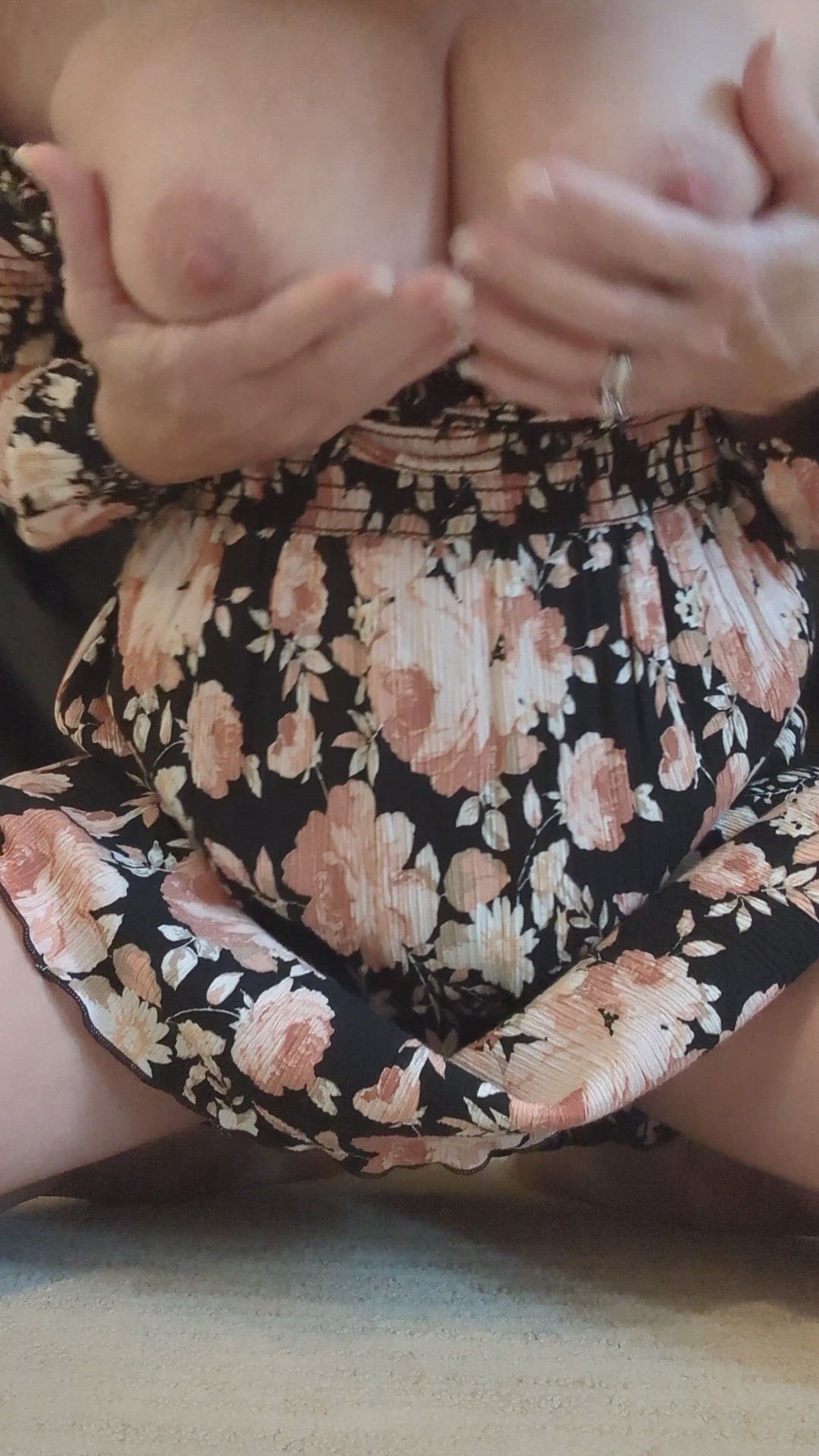 MILF Big Tits Pussy Boobs Short Video #3104 video thumbnail