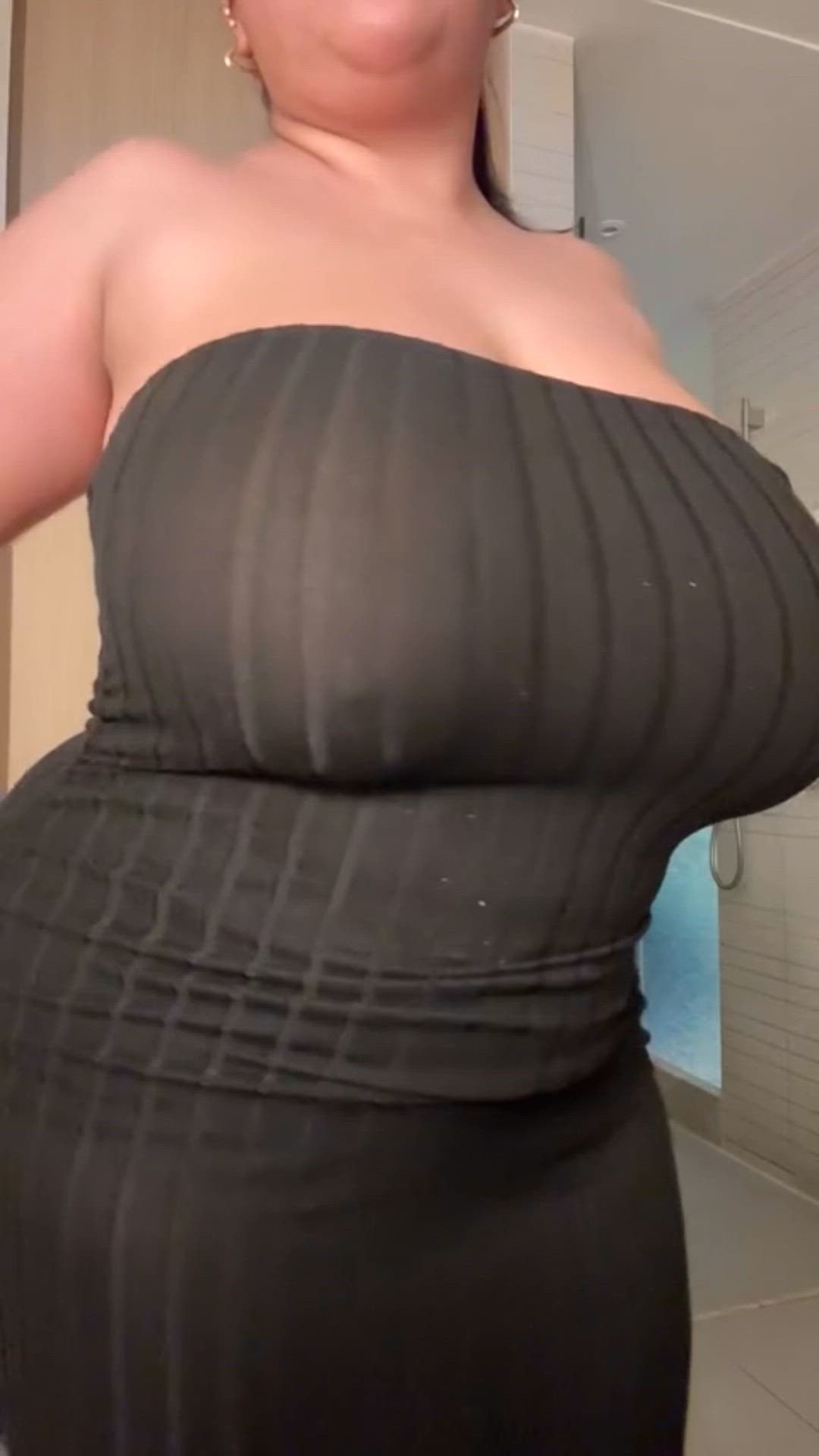 Big Tits Solo Short Video #3437 video thumbnail
