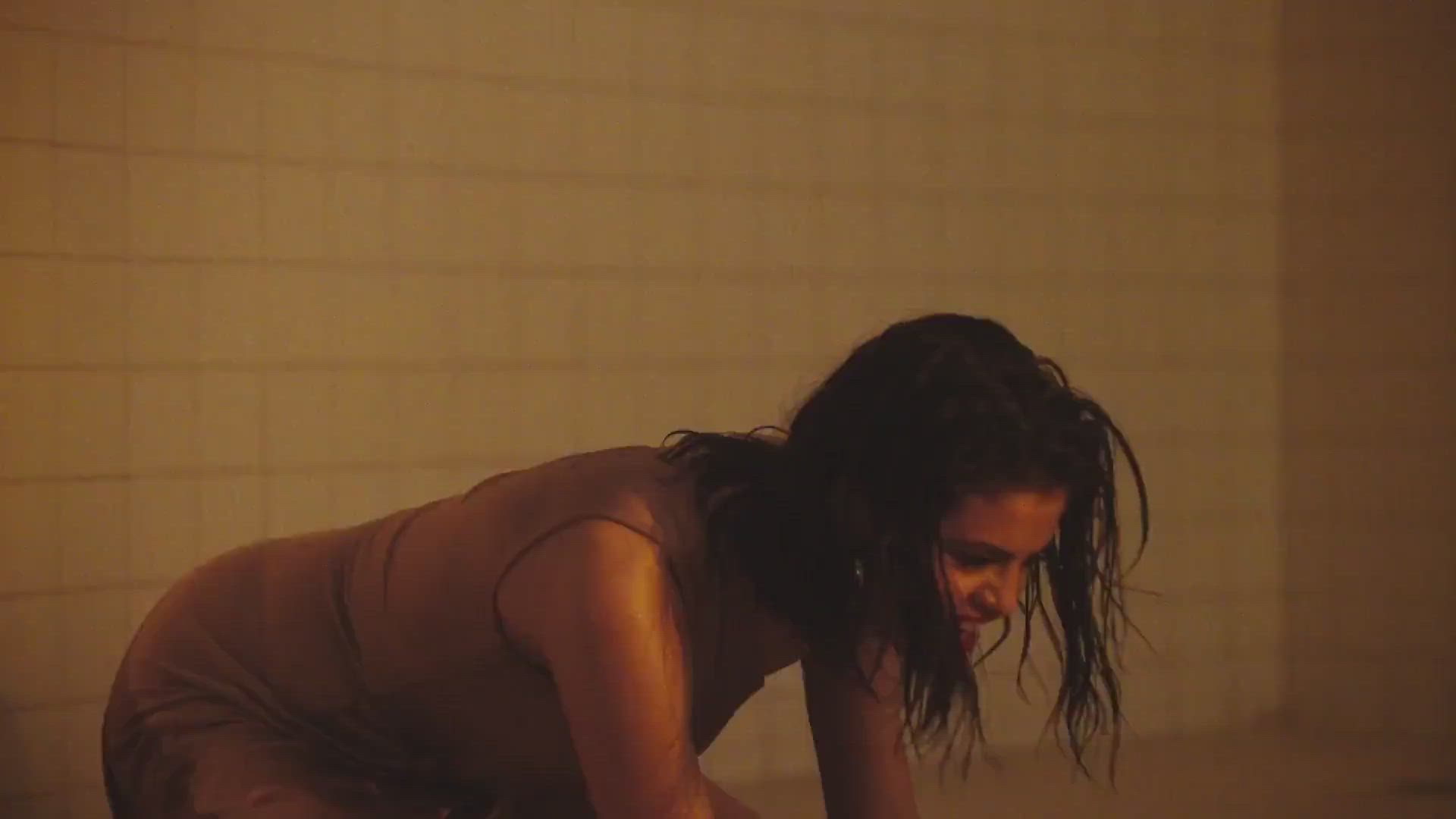 Celebrity Sexy Selena Gomez Short Video #676 video thumbnail