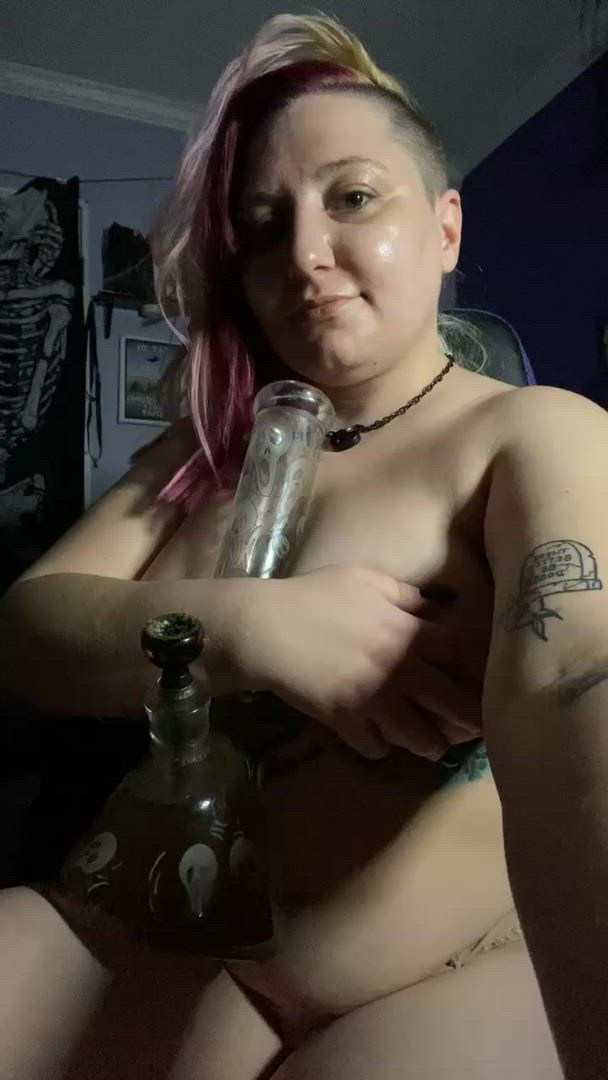 Big Tits Smoking Emo Short Video #8105 video thumbnail